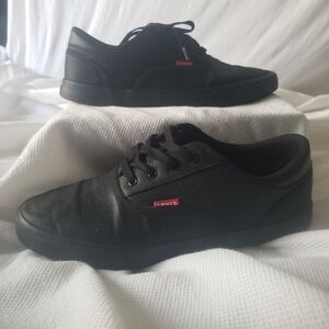 Unisex Levis Canvas Sneakers, EXCELLENT CONDITION